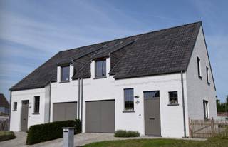 TE KOOP in MELLE aan de Koperstraat Mooi en centraal gelegen project voor het bouwen van een half-open bebouwing. Lot 17 : Opp. : +/- 256 m²...