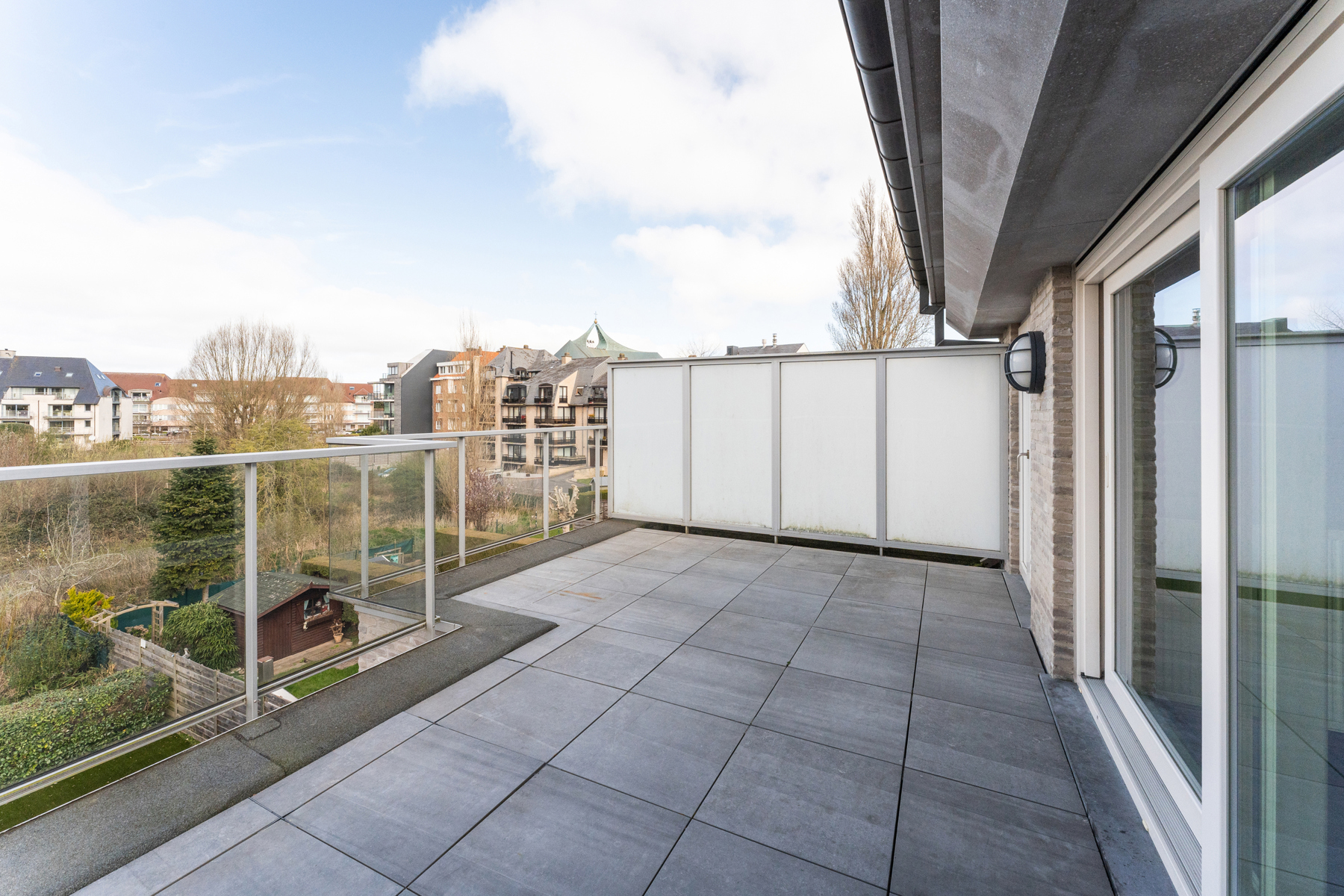 Uitstekend gelegen duplexappartement met zonneterras - foto 2