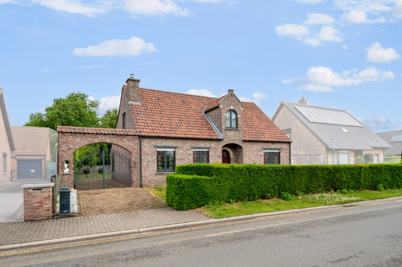 Instapklare woning met mooie tuin en uitbreidbare zolder - foto 1