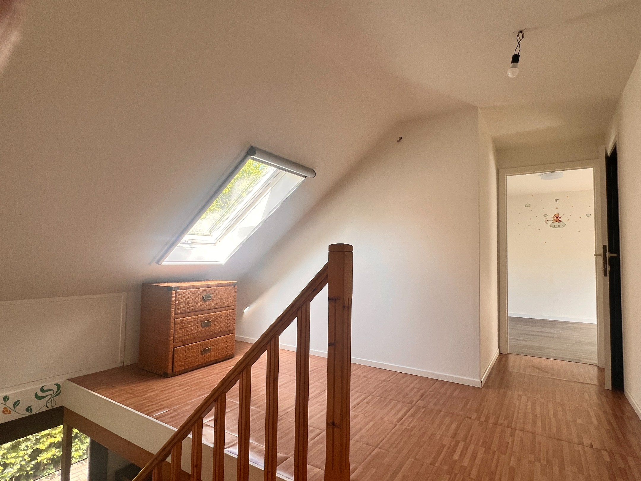 House with EPC B and renovation potential on a SW-facing plot. - photo 4