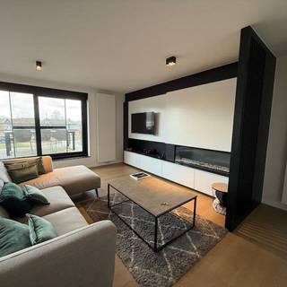 Graag vragen wij u om uw aanvraag per e-mail te bezorgen, met vermelding van de referentie “huur appartement Kasterlee”, of via WhatsAppbericht...