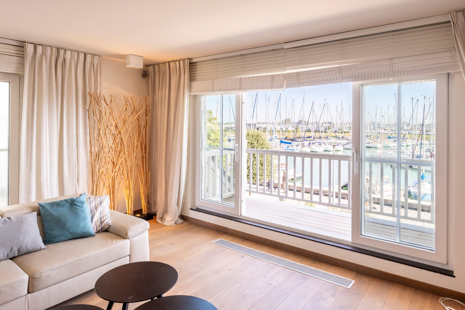 Luxe 3 slaapkamer appartement met zicht op de Jachthaven van Nieuwpoort - foto 2