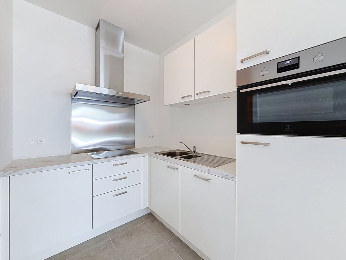 Newly built apartment for rent with 2 bedrooms in Lochristi - photo 3