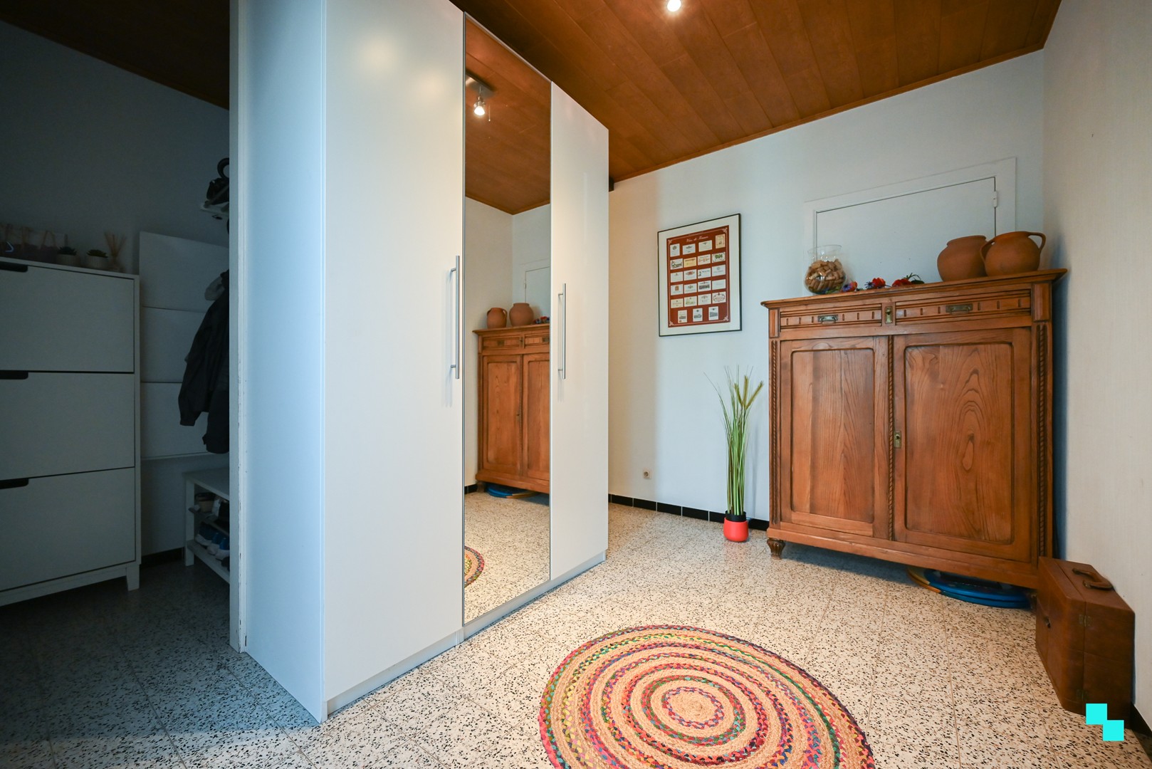 Verrassend ruime woning op de Mol te Izegem - photo 2