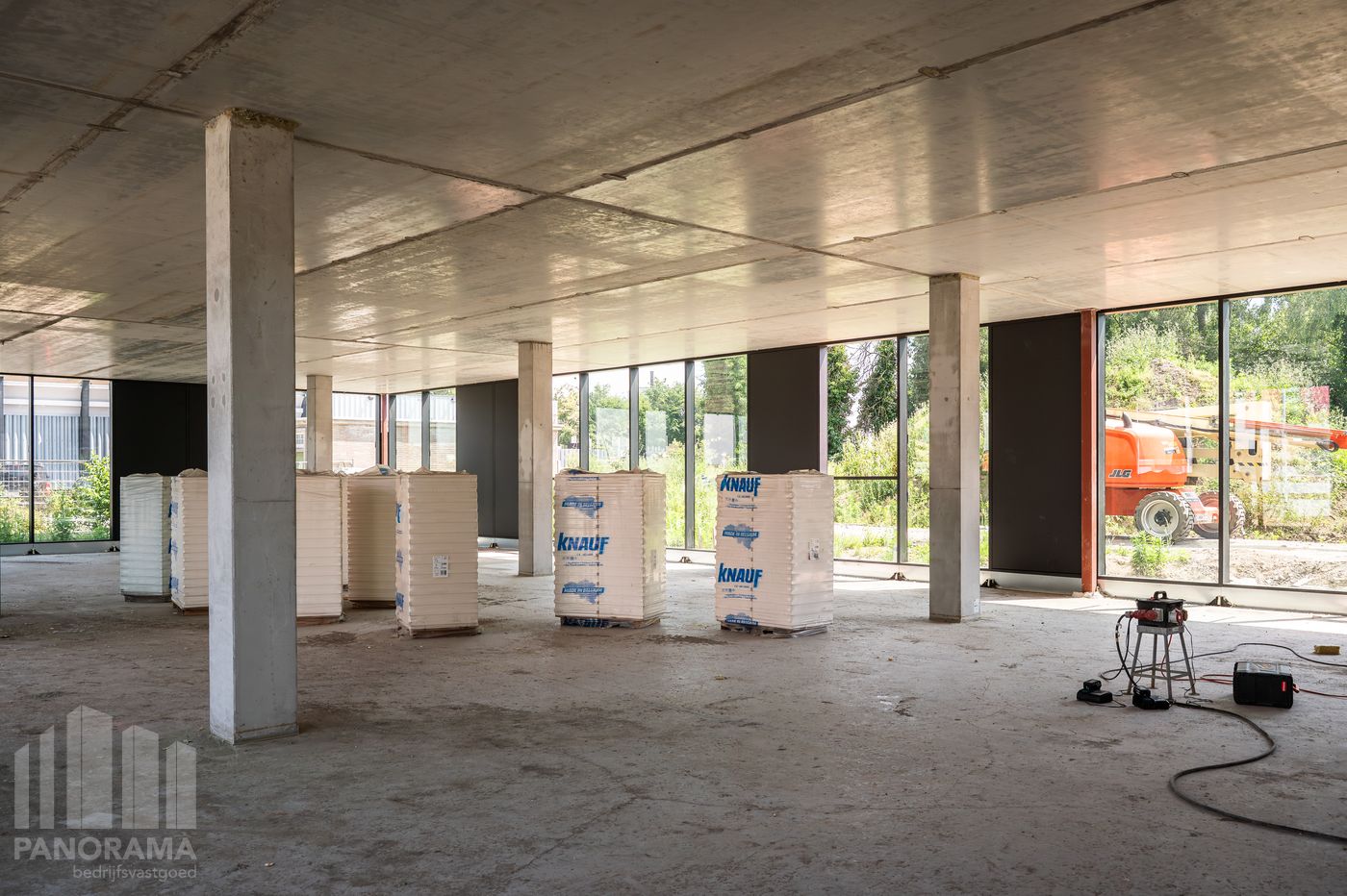 Stijlvolle high-end kantoren TWIN OFFICES met uitstekende visibiliteit - foto 3