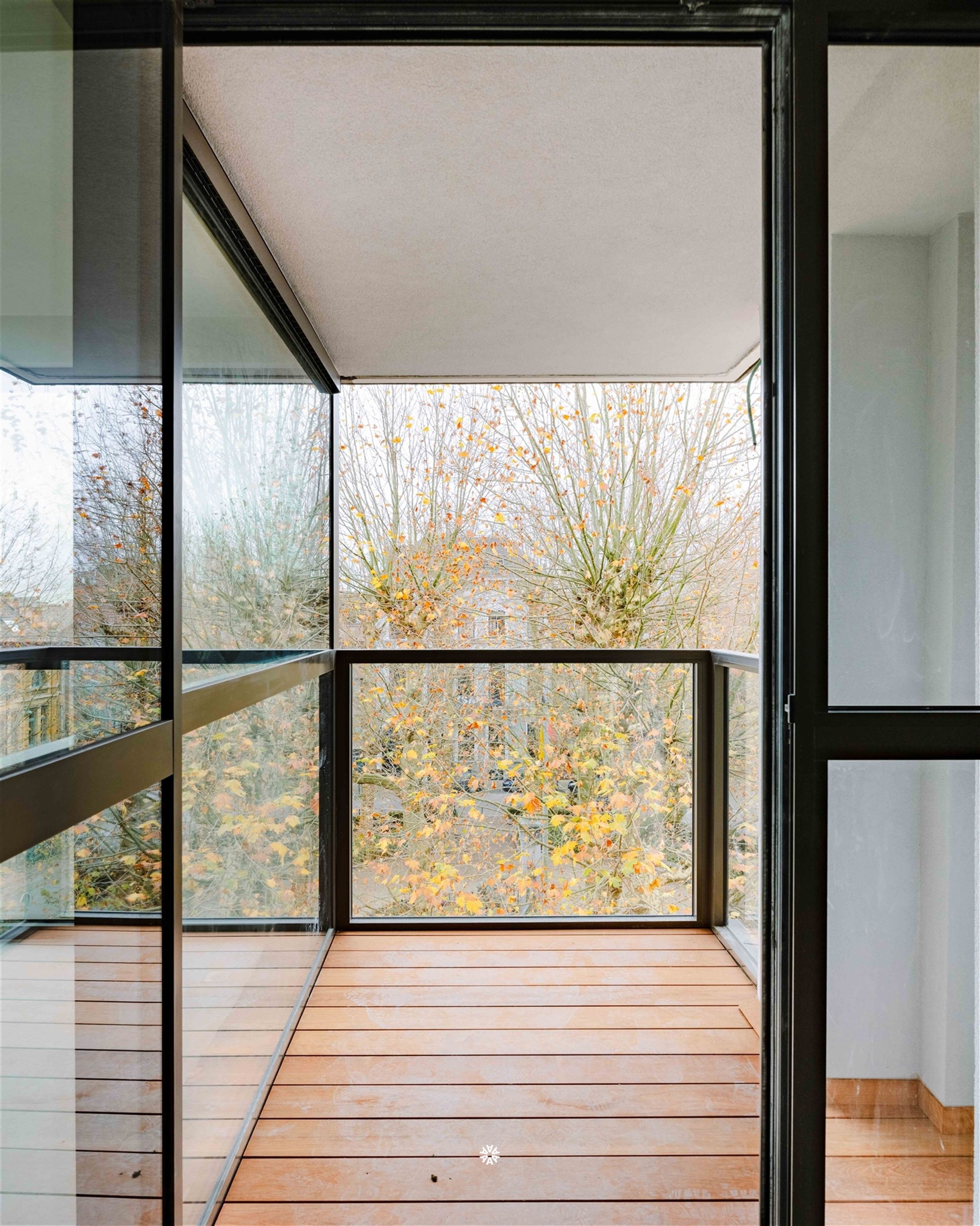 Kwalitatief gerenoveerd appartement op het Regentieplein - foto 4