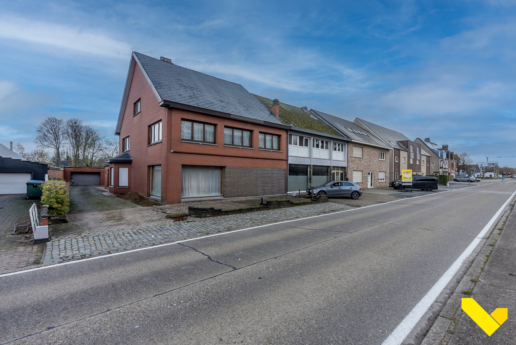 House for sale in Tessenderlo-Ham with 5 bedrooms - photo 1