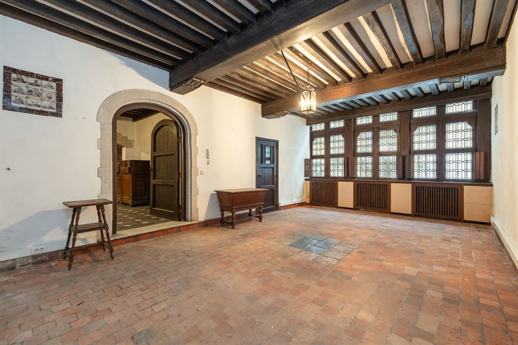  Uniek, karaktervol 16e eeuws gebouw in hartje centrum - foto 2