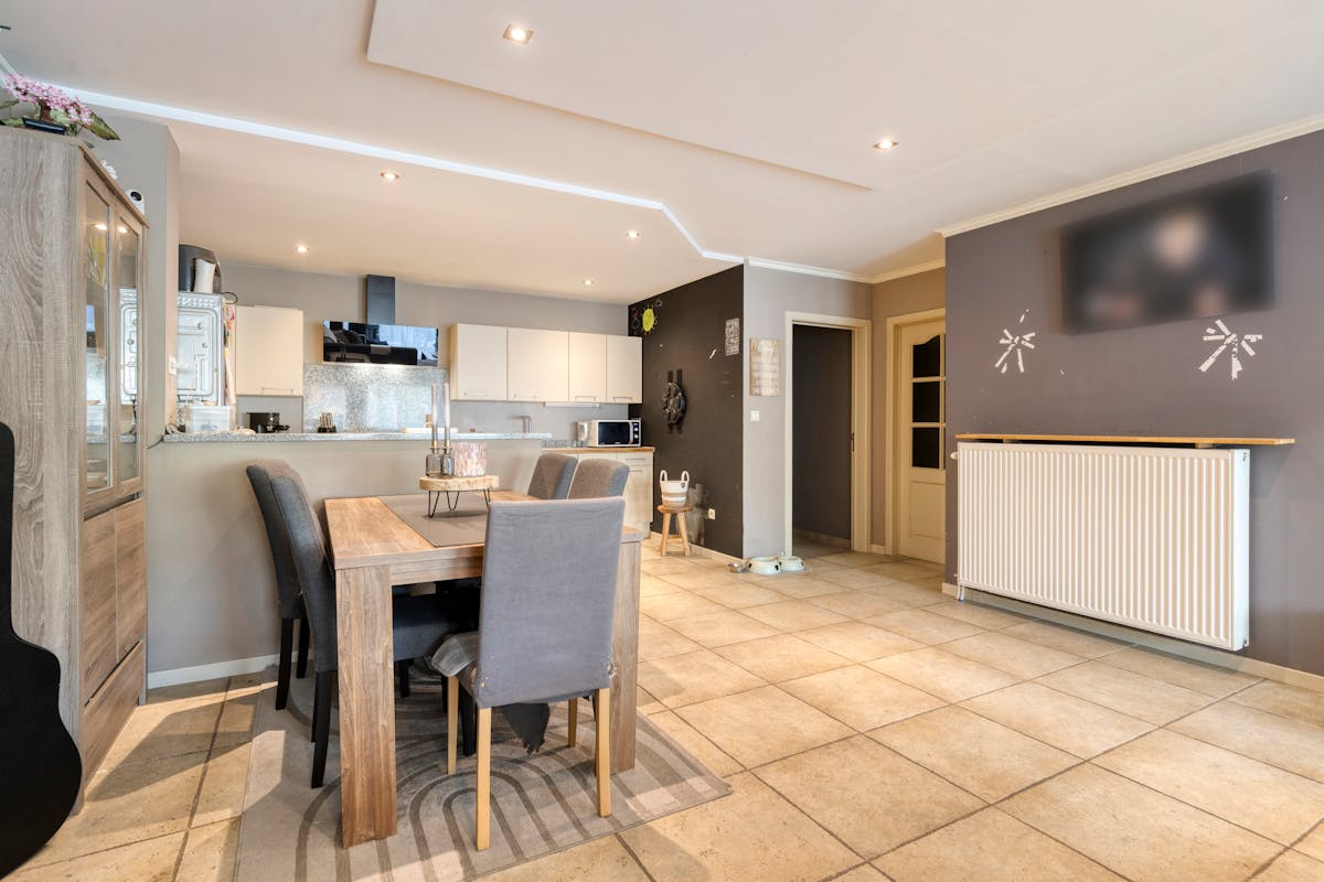 Spacieux appartement au rez-de-chaussée avec 2 chambres, Sint-Kruis - photo 4