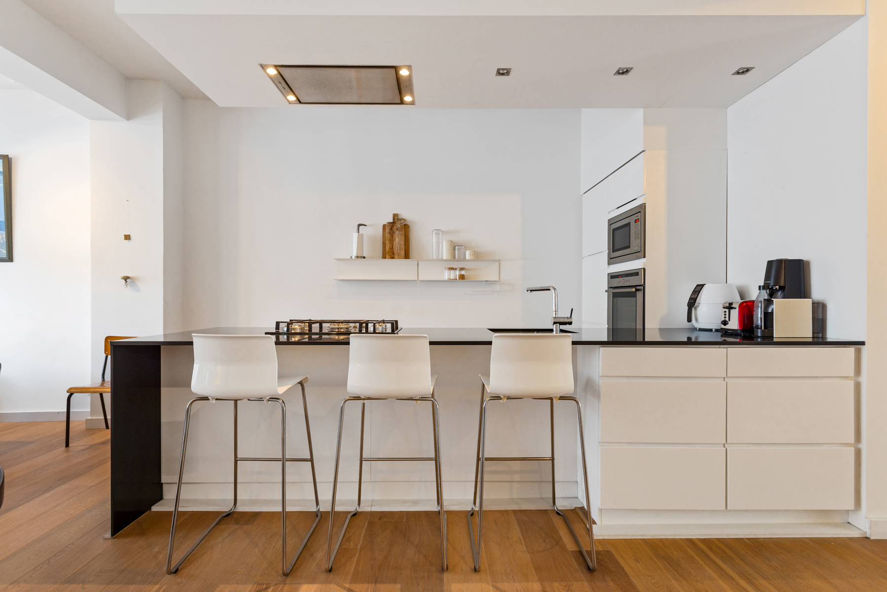 Stijlvol appartement met groot terras en veel berging - foto 4