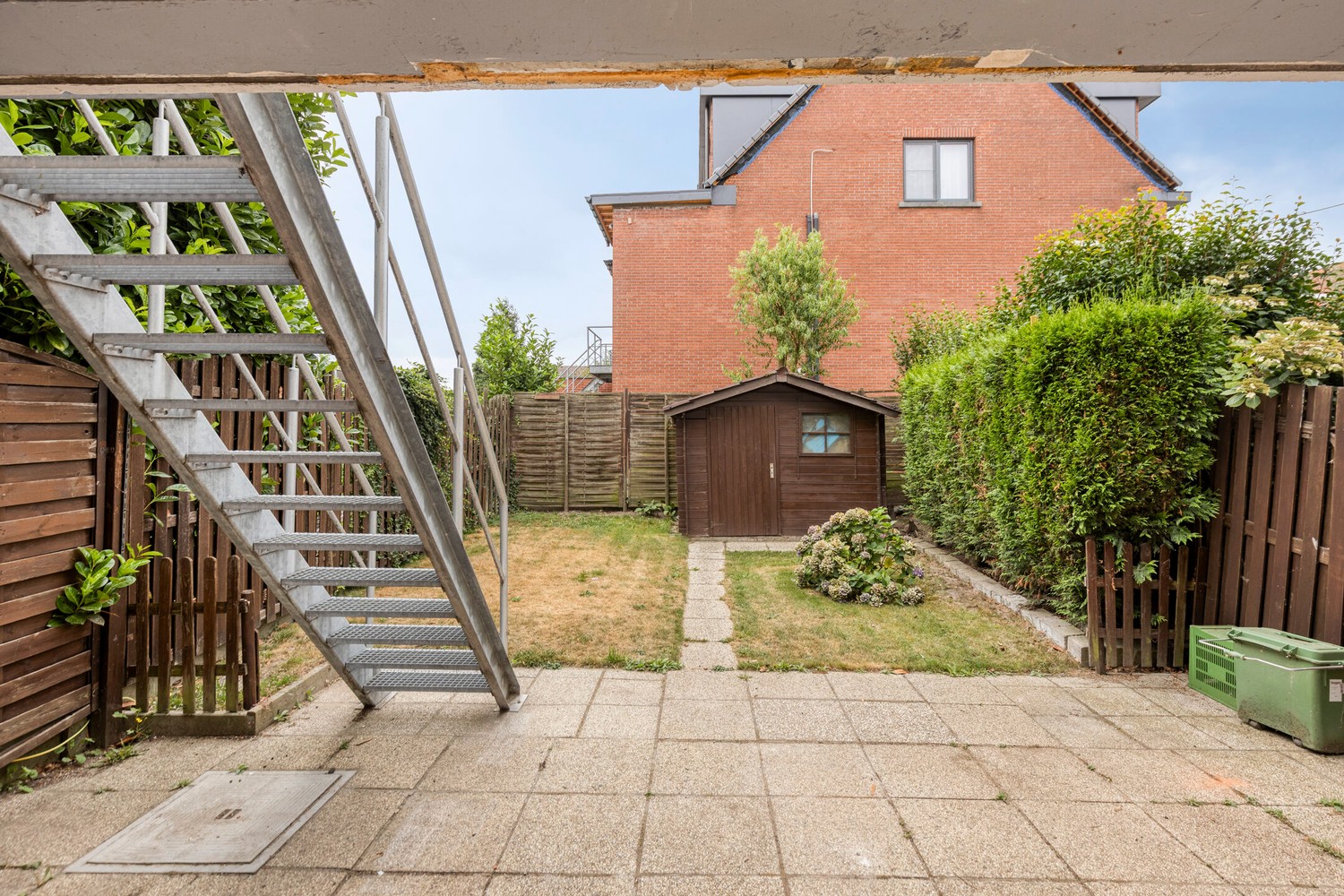 Gerenoveerde bel-etagewoning met 3 slaapkamers, garage en zonnige tuin - foto 4