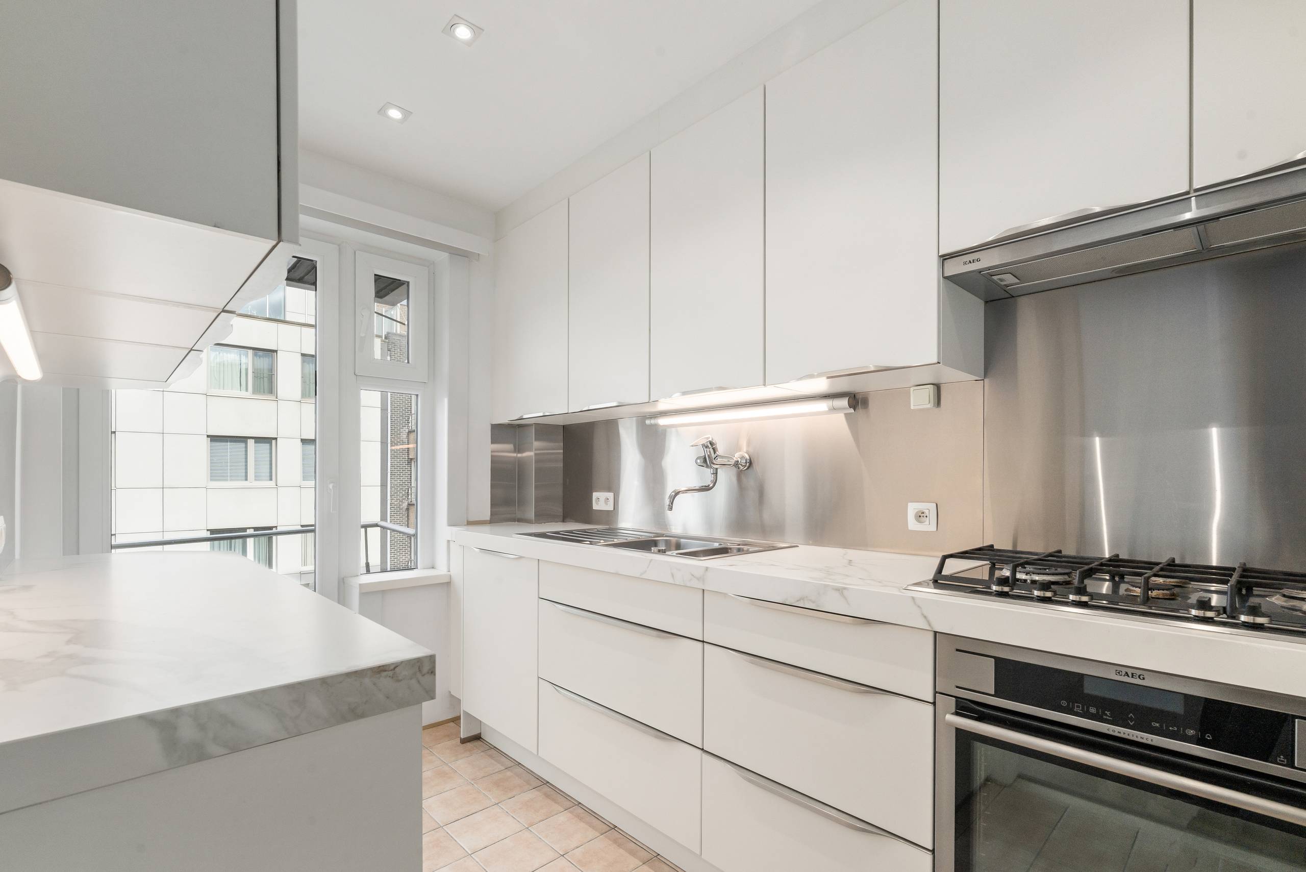 Appartement met 3 slaapkamers nabij centrum Oostende te koop - foto 4