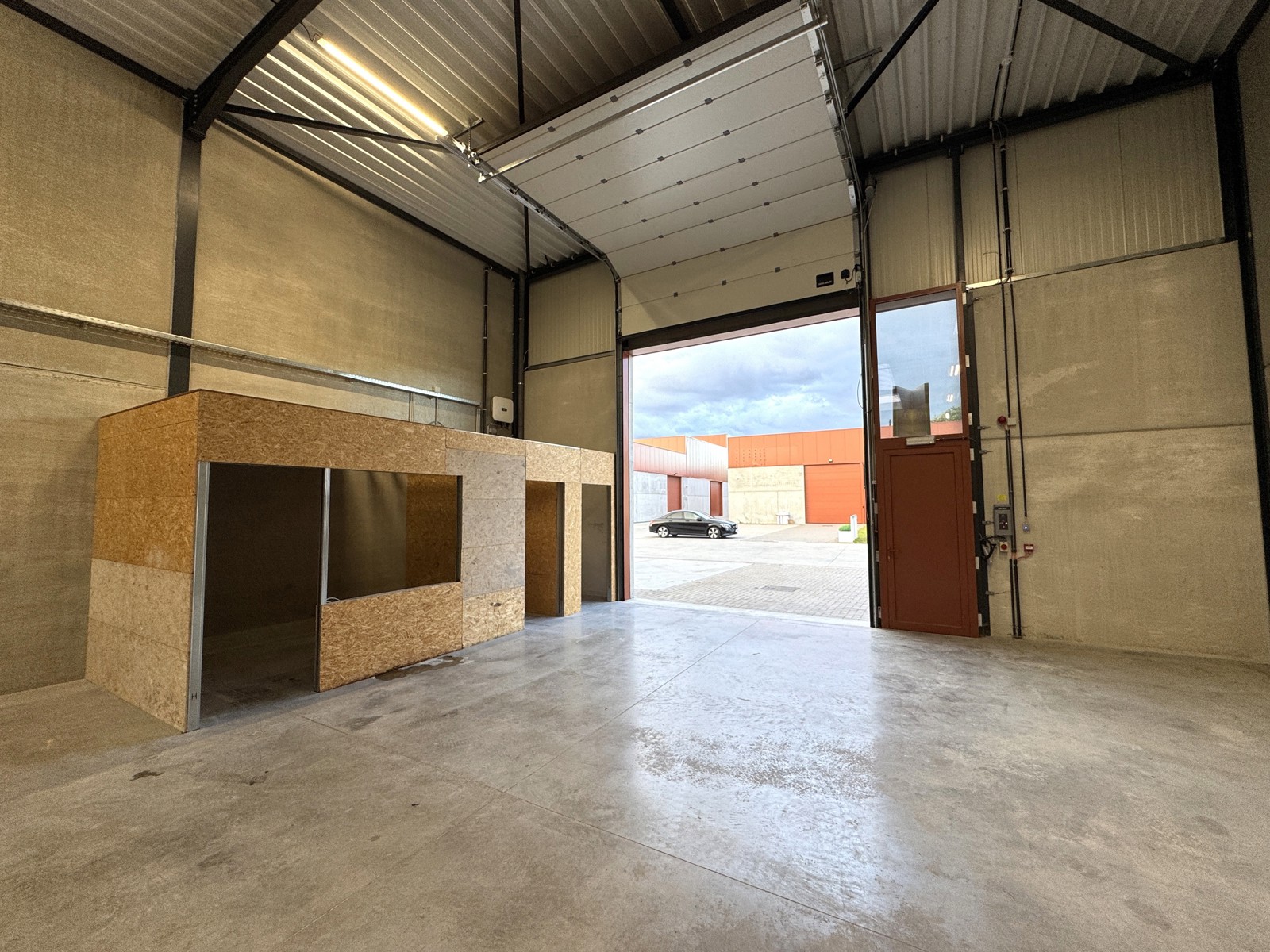 Prachtige loods/KMO-unit (292 m²) met centrale ligging te Kortrijk - foto 4