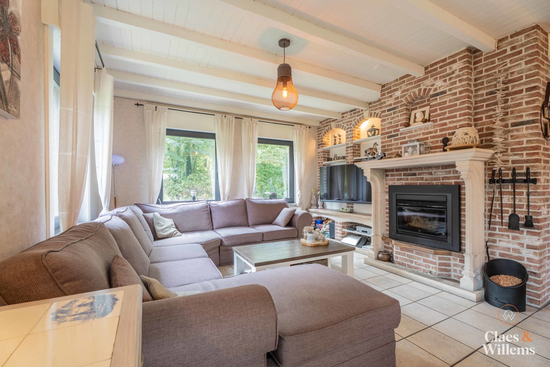 Ruime gezinswoning met 5 slaapkamers. - foto 5