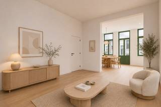 PRESALE! De Kroon - Exclusief wonen in een karaktervol erfgoedpand te Borgerhout!<br /><br />Ontdek De Kroon, een uniek renovatieproject in een prachtig art-nouveau gebouw gelegen in de Kroonsstraat te Borgerhout. Dit geselecteerde bouwkundige erfgoed ontworpen in 1913 door architecten Peter en Hendrik Wittocx en gebouwd in opdracht van bakker Alfons Heylen wordt met respect voor zijn authentieke karakter omgevormd tot een hedendaags woonproject.<br /><br />Het project omvat negen appartementen met één of twee slaapkamers en één magazijn van 192 m². De appartementen variëren van 40 m² tot 114 m² bewoonbare oppervlakte en beschikken afhankelijk van de unit over een terras of privatieve tuin. Prijzen starten vanaf 235.000 Euro tot 365.000 Euro.<br /><br />- Appartement 202 – € 319.000 - 72 m² | 1 slaapkamer<br /><br />Huidige foto's en 3D renders dienen ter illustratie van het project. <br /><br />Verkoop onder het tarief van 2% registratierechten mogelijk, mits de koper aan de wettelijke voorwaarden voldoet. <br /><br />Contacteer ons voor meer informatie, plannen, beschikbaarheid of een bezoek ter plaatse via info@dvarealestate.be of 03/297.00.00.