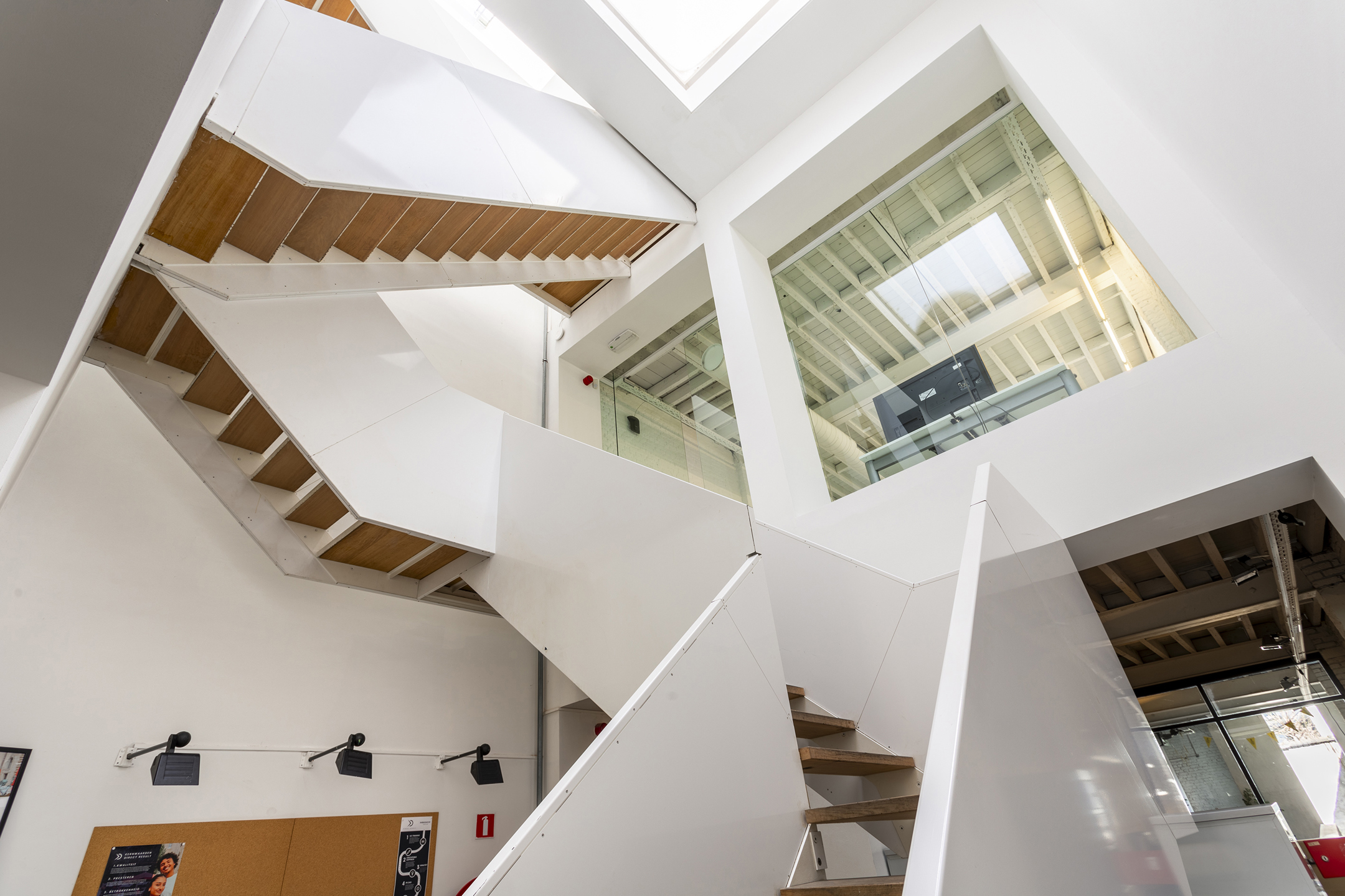 commercieel gebouw met triplexapp. op toplocatie aan KMSKA - foto 3