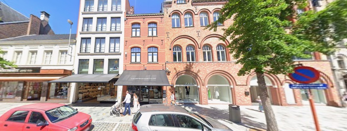 Handelspand op toplocatie in de Ooststraat te Roeselare – ca. 130 m² met brede etalage - foto 2