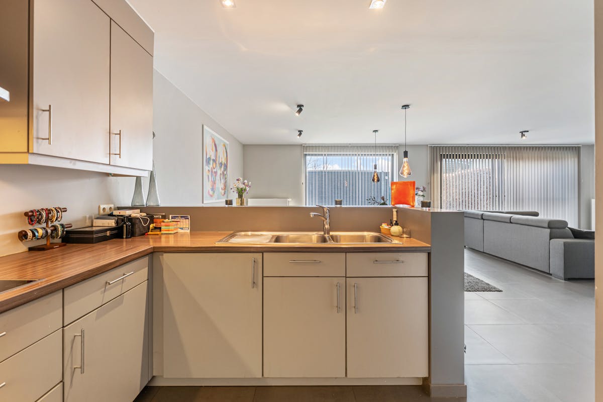 Gelijkvloers appartement met tuin en garagebox in Genk - foto 5