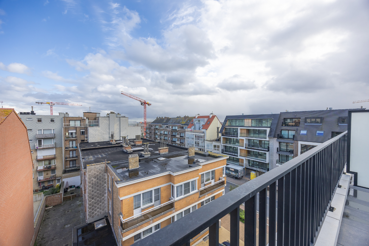 Prachtig gerenoveerde studio in het centrum van Middelkerke - photo 5