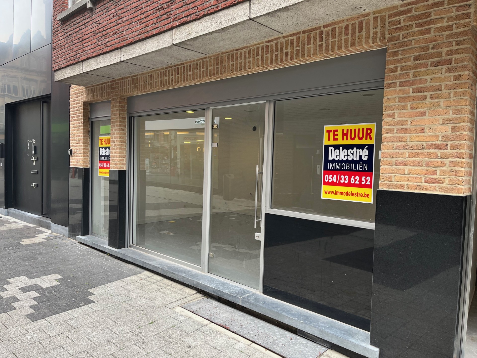 Compact en onderhoudsvriendelijk kantoor of winkelruimte in hartje Mechelen. - foto 1