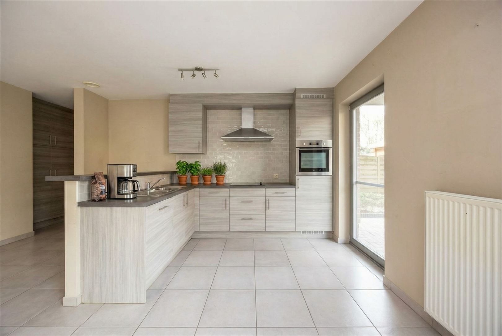 Apartment for sale in Brasschaat with 1 bedroom - photo 3