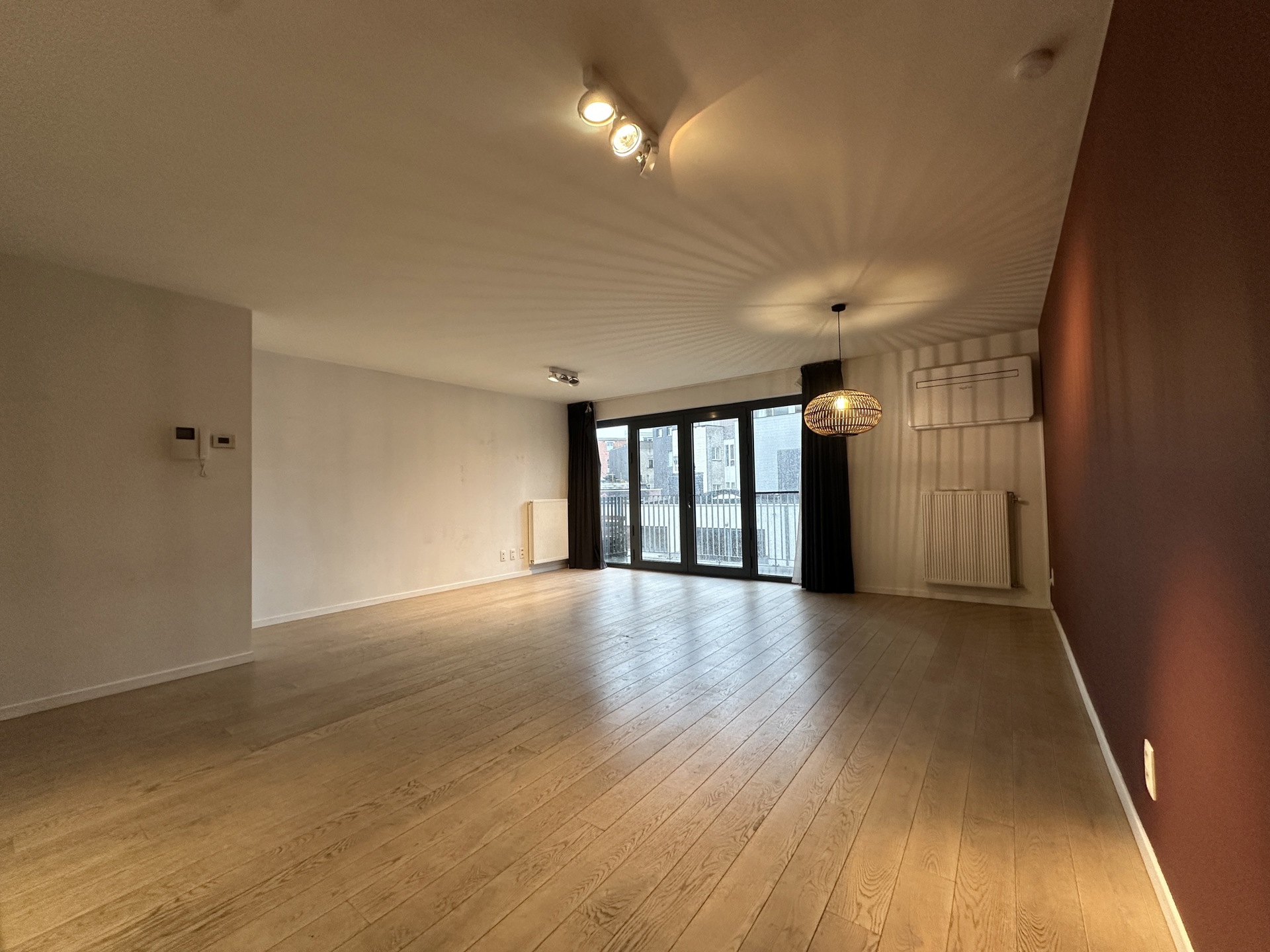 Stijlvol en lichtrijk appartement met terras in hartje A'pen - foto 3