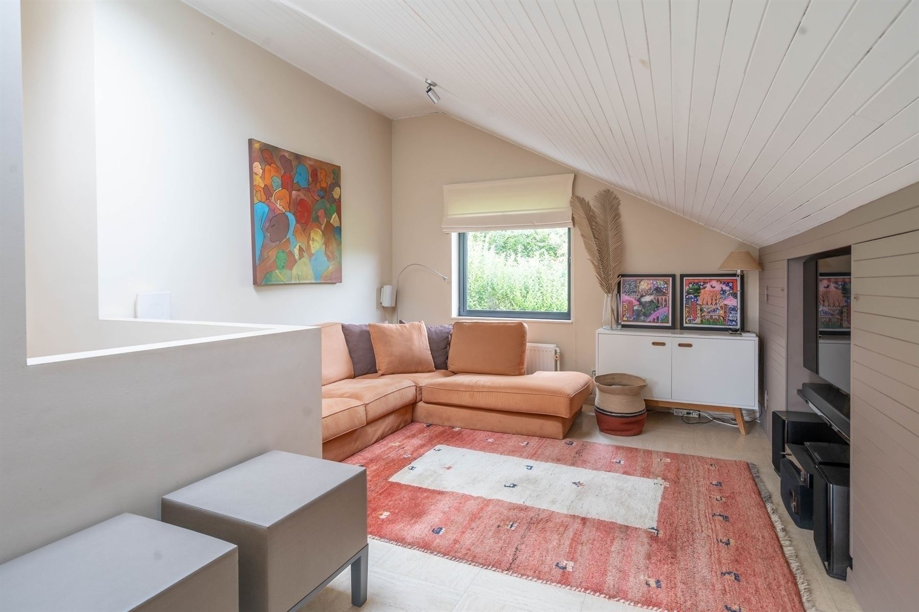 Woning gelegen in doodlopende straat - foto 5