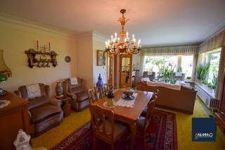 In het rustige en groene Veltem-Beisem (Herent), op de Bertemsebaan 11, wacht een woning vol mogelijkheden op een nieuwe eigenaar. Deze...