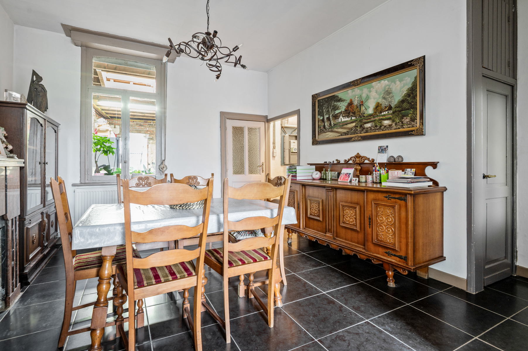 op te frissen woning met 3 slaapkamers en ruim terras - foto 5