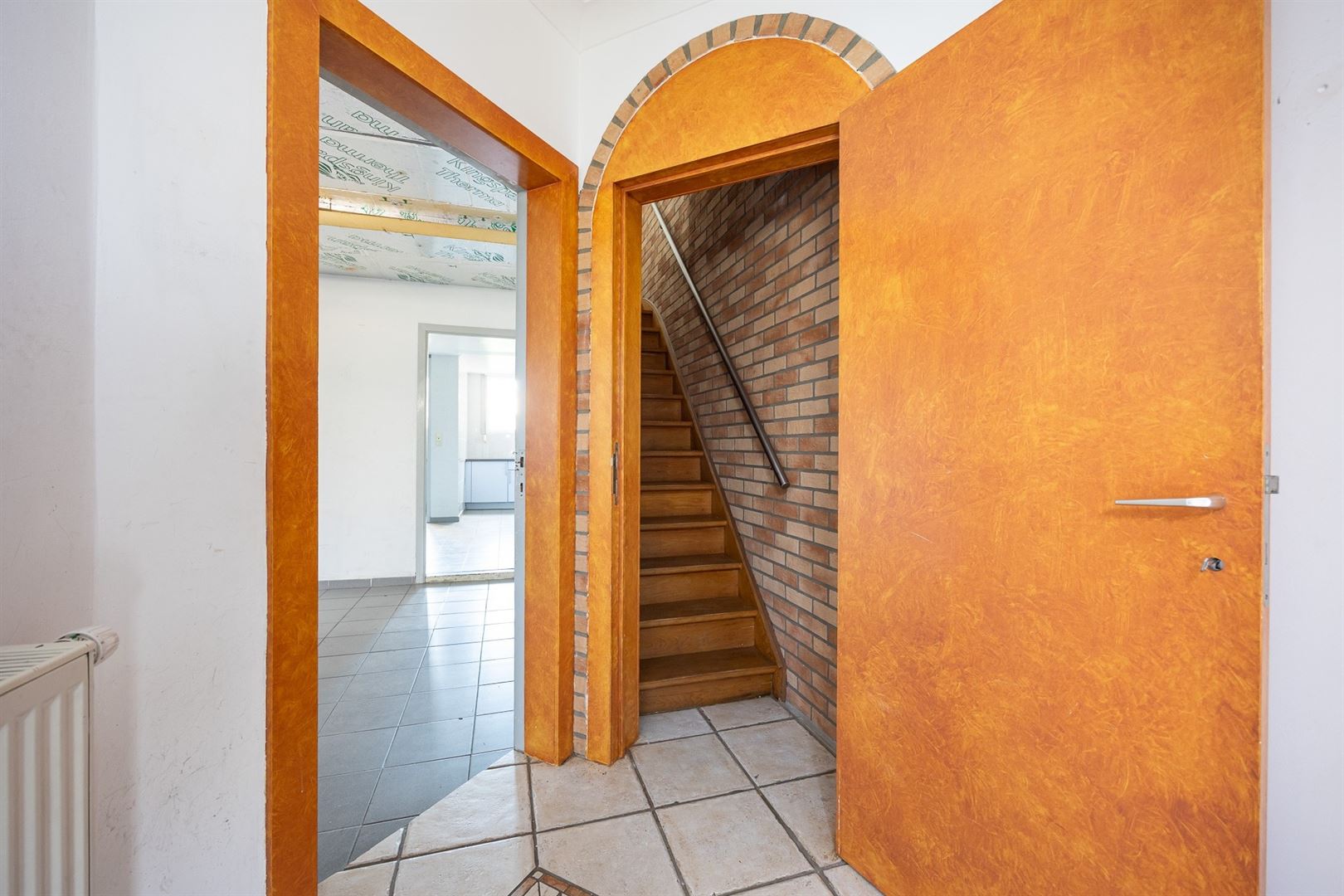 Woning met tuin en garage(s) - foto 4