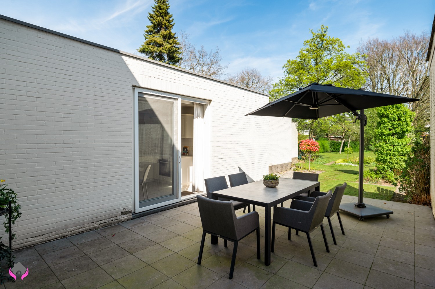 Instapklaar wonen met ruimte om verder te groeien? Ontdek deze oerdegelijke lichtrijke HOB tussenVriesdonk en het centrum van Brasschaat ! - foto 5