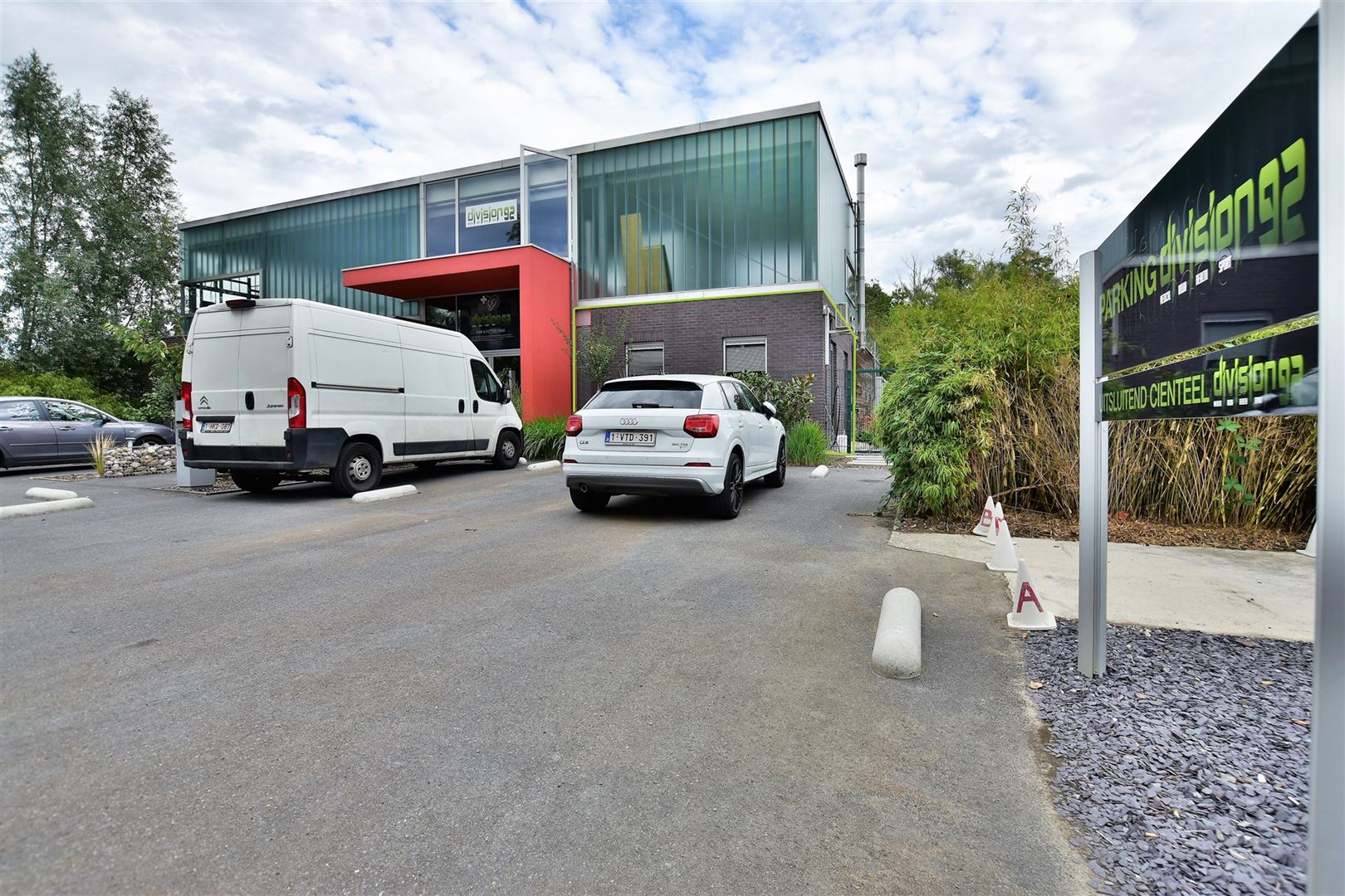 Commercial for rent in Grembergen - photo 1