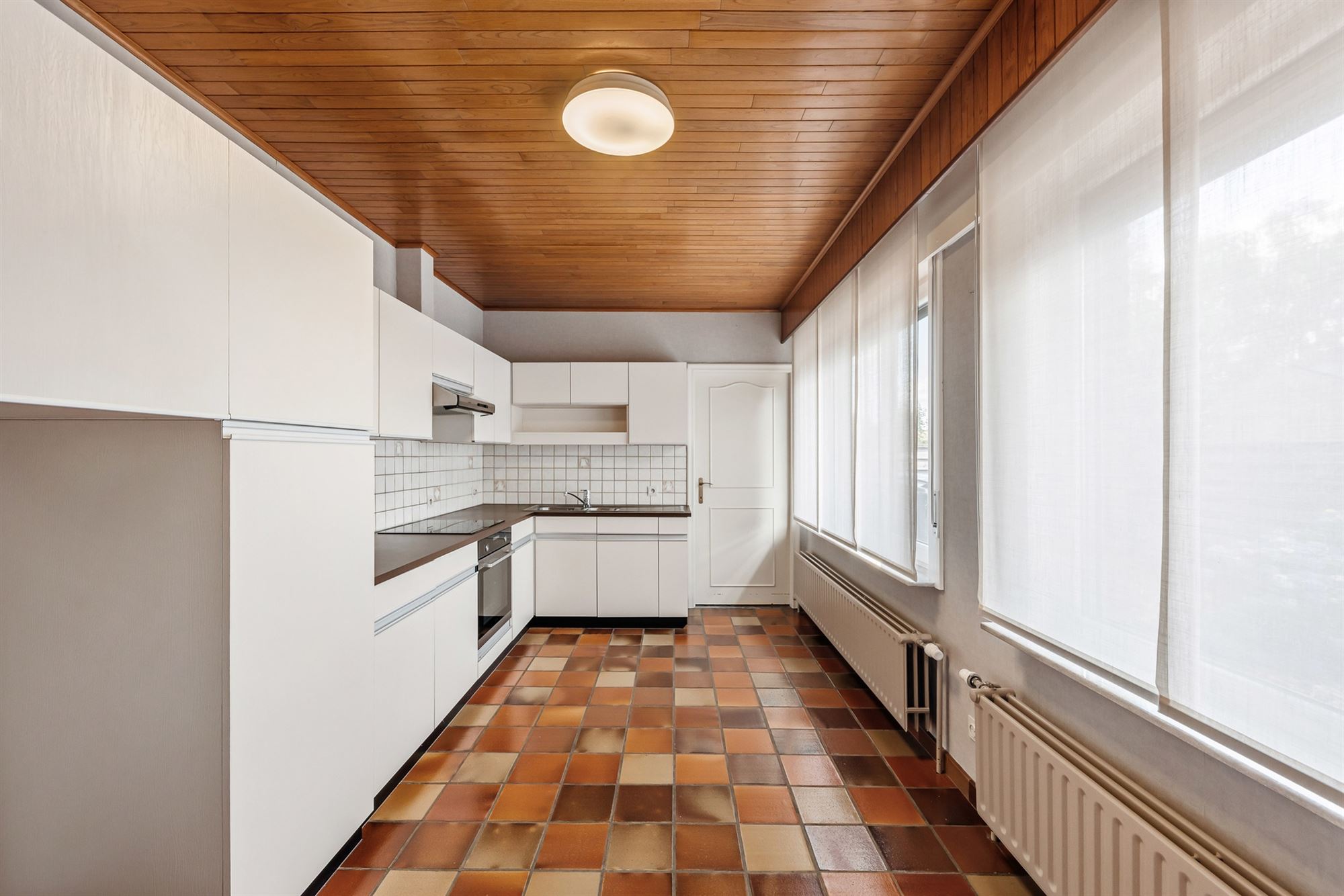 INSTAPKLARE GELIJKVLOERSE WONING OP RUSTIGE LIGGING - foto 5