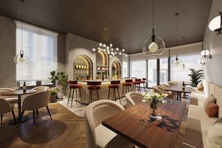 WAARDEVASTE INVESTERING! <br />Uniek renovatieproject in het commerciële hart van Aarschot – een investering met MEGA mogelijkheden! <br /><br />Dit karaktervolle historische pand, gelegen in het bruisende stadscentrum van Aarschot, biedt tal van opportuniteiten. Met zijn authentieke elementen en rijke geschiedenis, vormt het een ideaal canvas voor een eigentijdse renovatie. Door de unieke eigenschappen te combineren met een eigentijdse stijl kunt u iets uitzonderlijks creëren, terwijl het historische karakter behouden blijft. Een visie die ook door de gemeente wordt ondersteund. <br /><br />Gelegen vlak naast de grootste parking van de stad, garandeert dit pand een constante stroom van passanten op weg naar de levendige stadskern. De ruime etalage geeft de mogelijkheid om een commerciële zaak te vestigen op het gelijkvloers. Denk bijvoorbeeld aan een stijlvolle koffiebar, een boetiek, kantoorruimte, een gezellig eetconcept of of een groepspraktijk. <br /><br />Boven de commerciële ruimte bevindt zich een woongedeelte, met mogelijkheden voor extra woonruimte of een multifunctionele invulling. Deze extra ruimte beslaat maar liefst uit 350 m². <br /><br />Mogelijkheid tot overname van de patrimoniumvennootschap via aandelenoverdracht, ideaal als springplank voor jonge investeerders. <br />Mis deze unieke kans niet om een uitzonderlijk pand te verwerven op een toplocatie met enorm potentieel en historische charme.