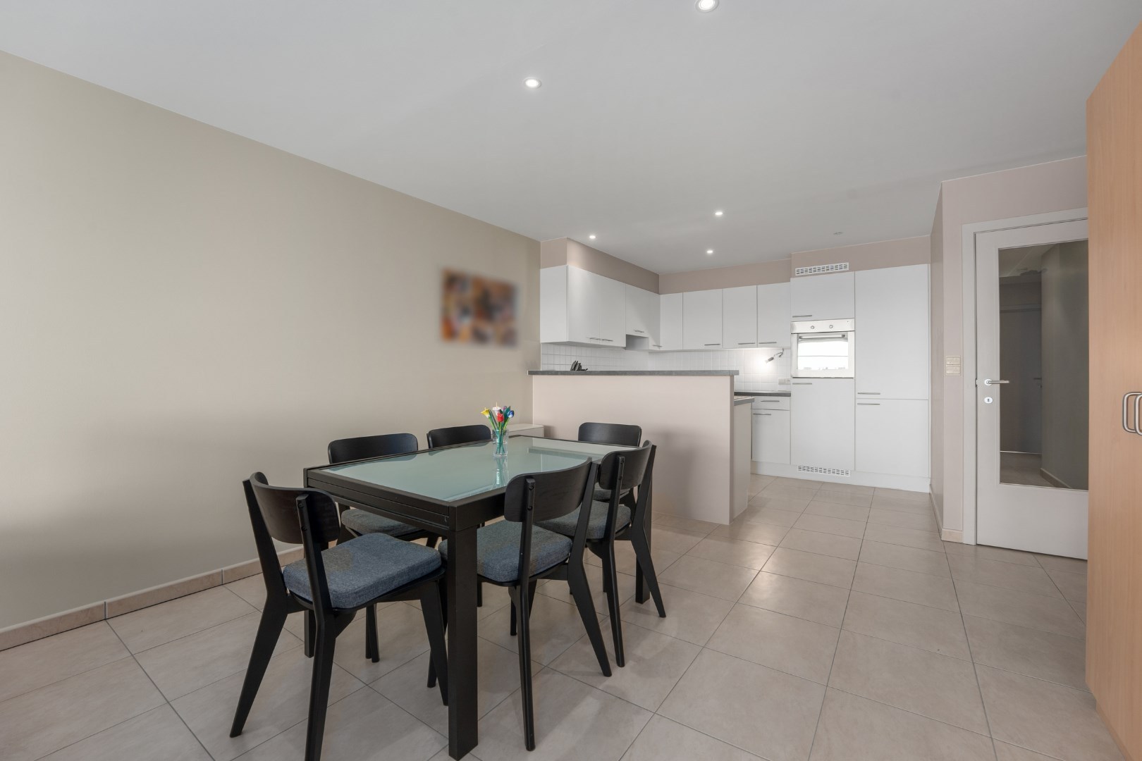 Superbe et spacieux appartement de 2 chambres à vendre près de la digue. - photo 4
