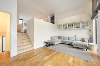 Maison moderne et lumineuse sur Green South Entrez dans cette maison familiale contemporaine à Berkenrodelei 85. Une maison récente de 2016 qui allie...