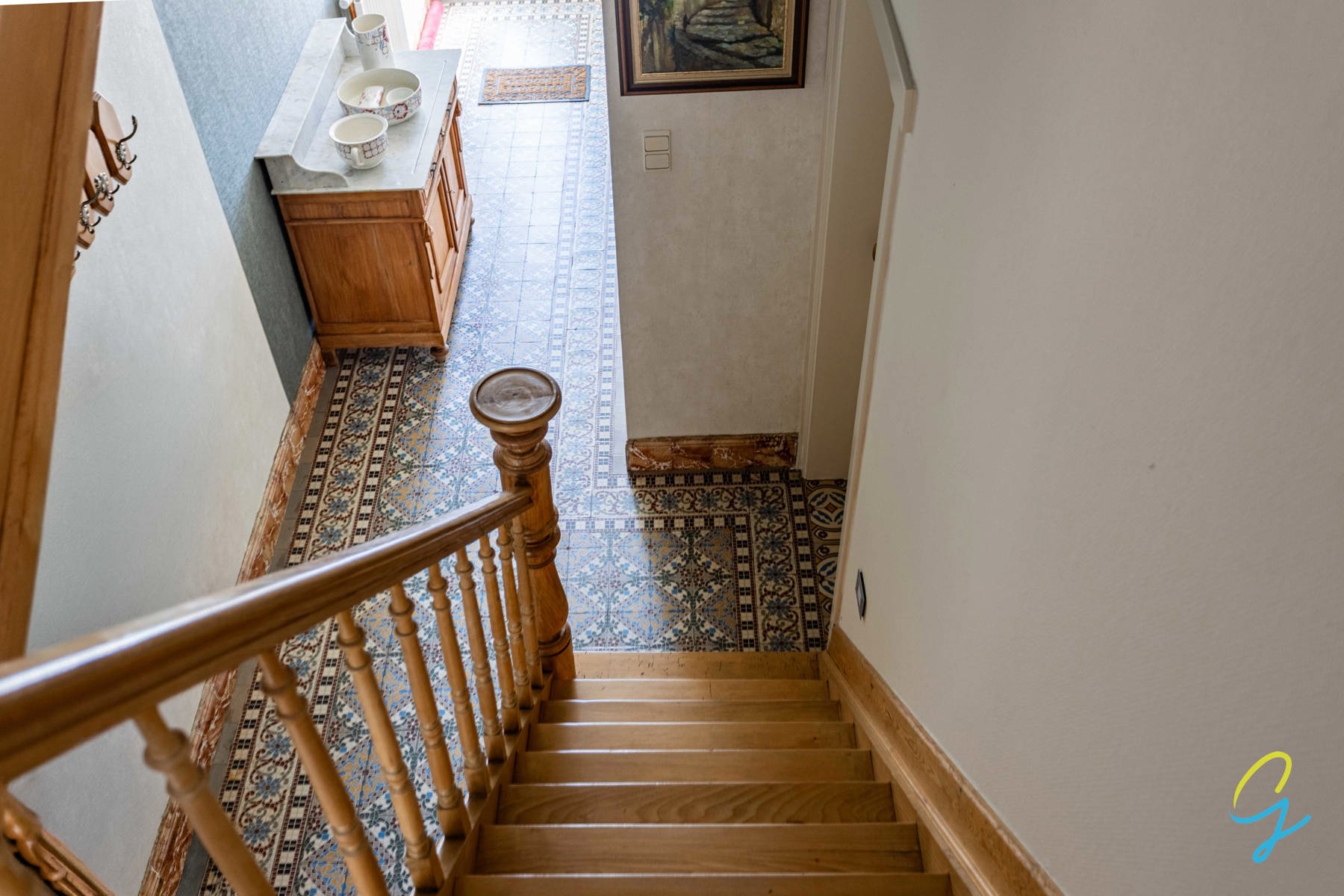 Instapklare halfopen met 4 slaapkamers en 2 badkamers - foto 2