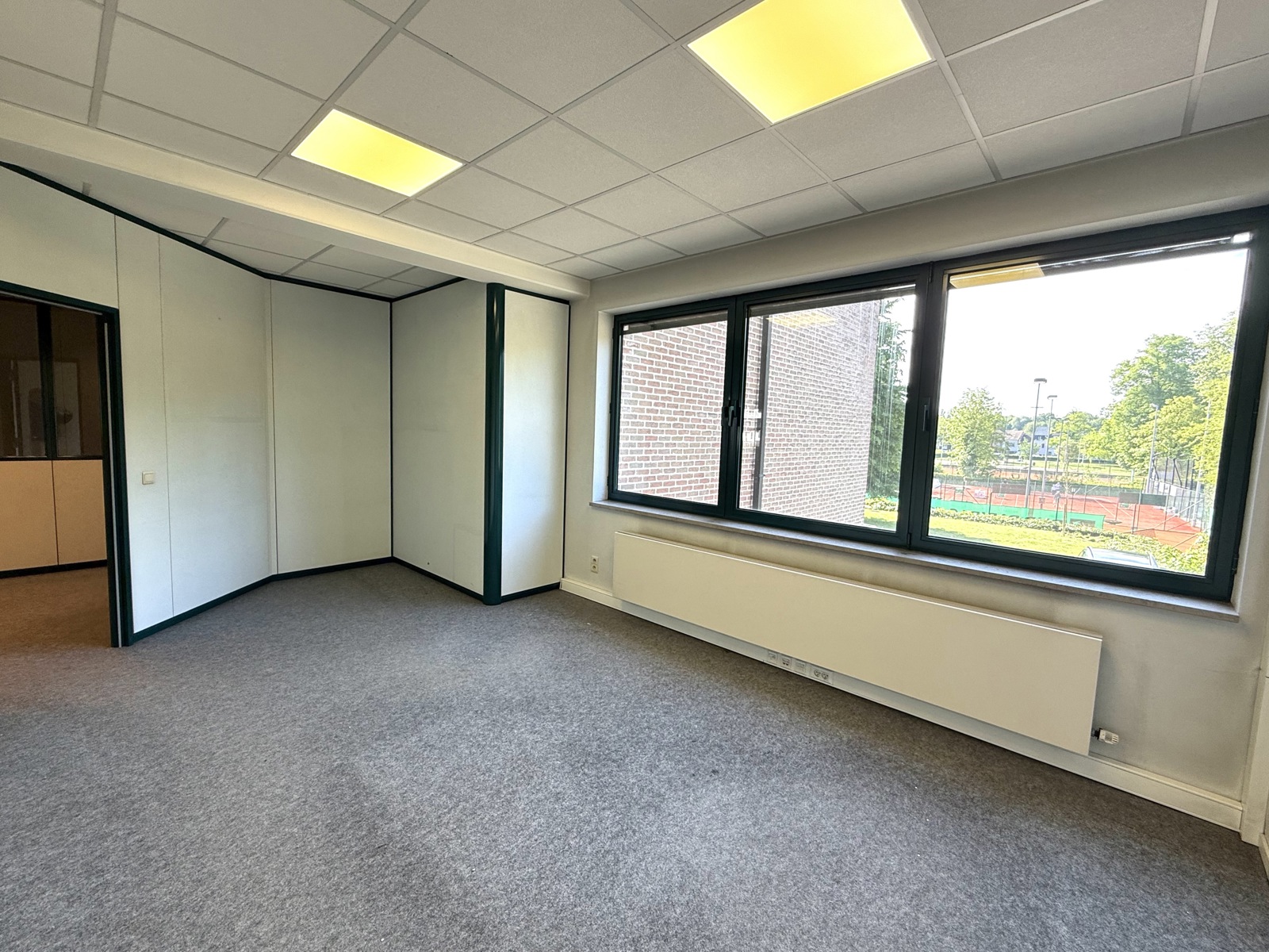 AALST - Moduleerbaar handelspand/kantoorruimte op toplocatie - foto 5