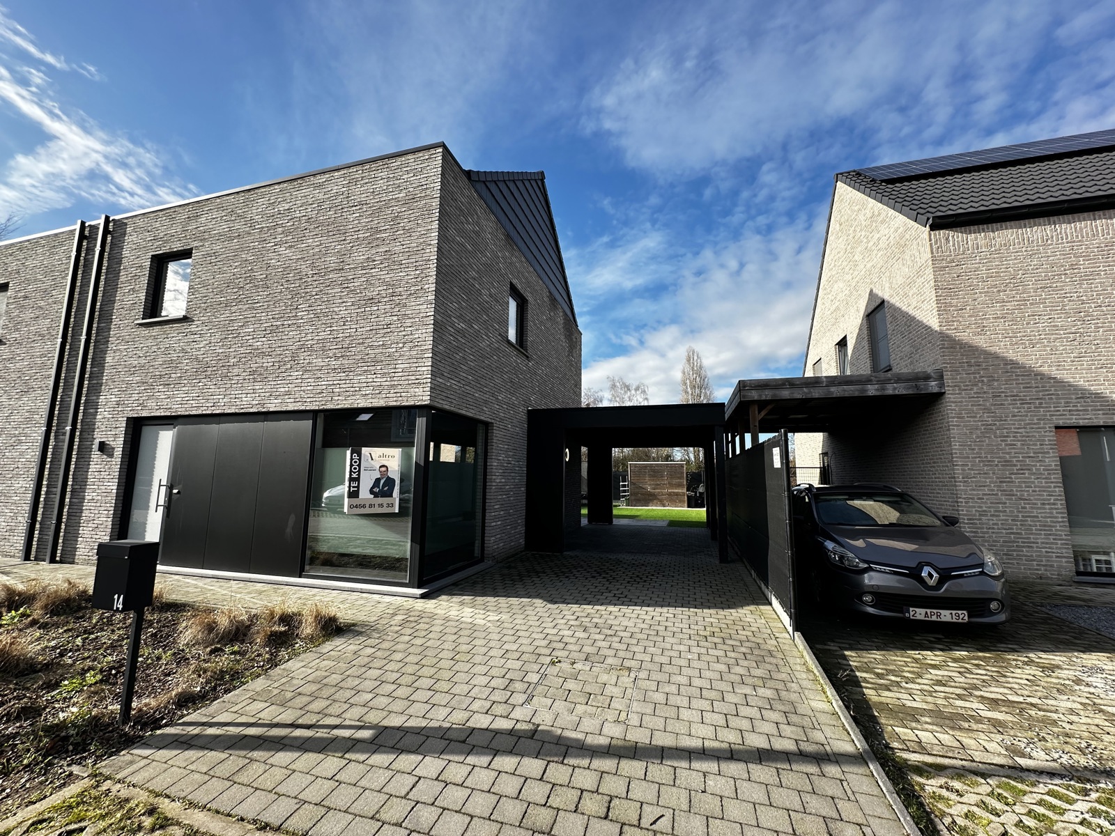 Energiezuinige recente woning in doodlopende straat te Eeklo - foto 1