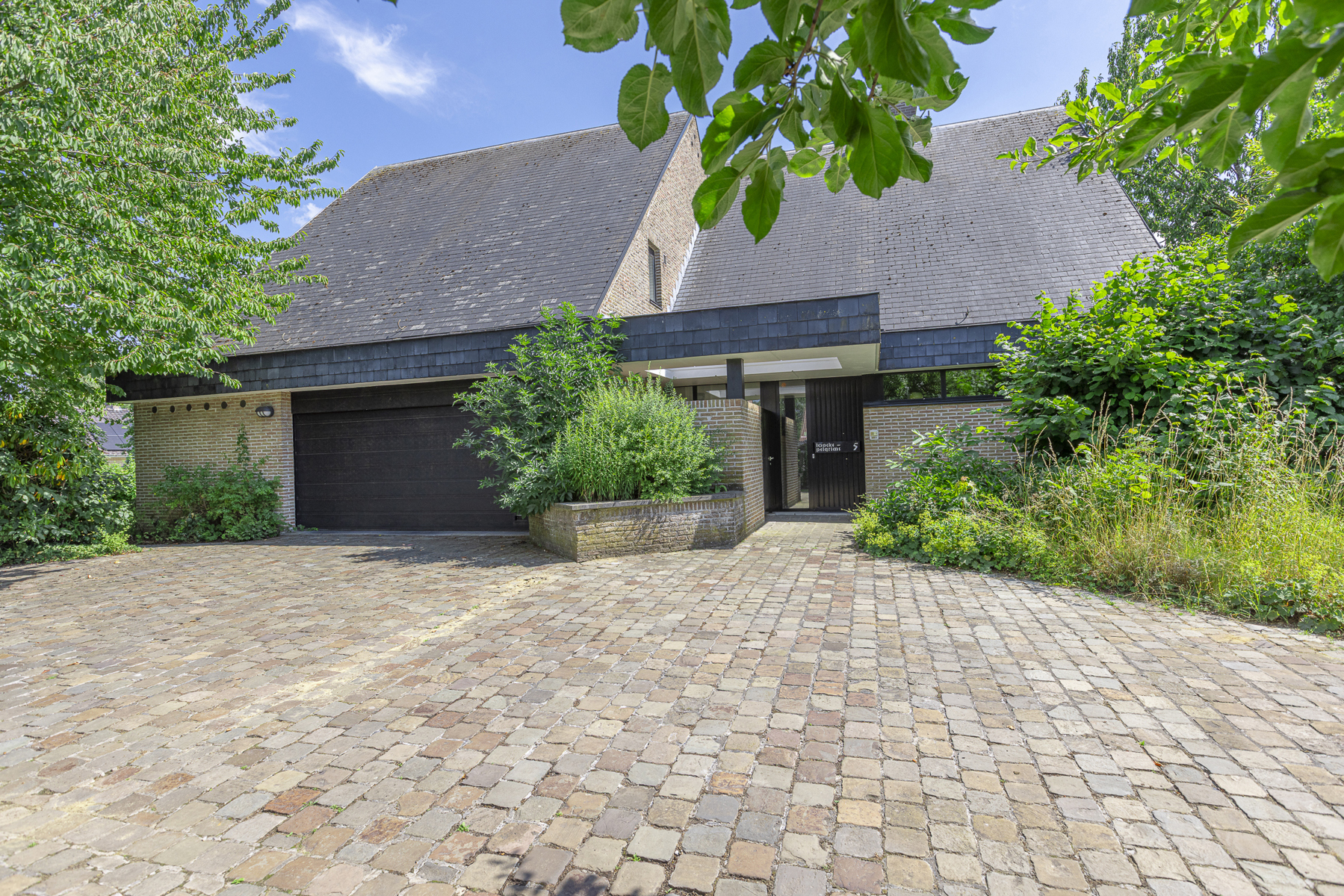 Prachtige gezinsvilla op discrete locatie te Ternat-Wambeek. - foto 1