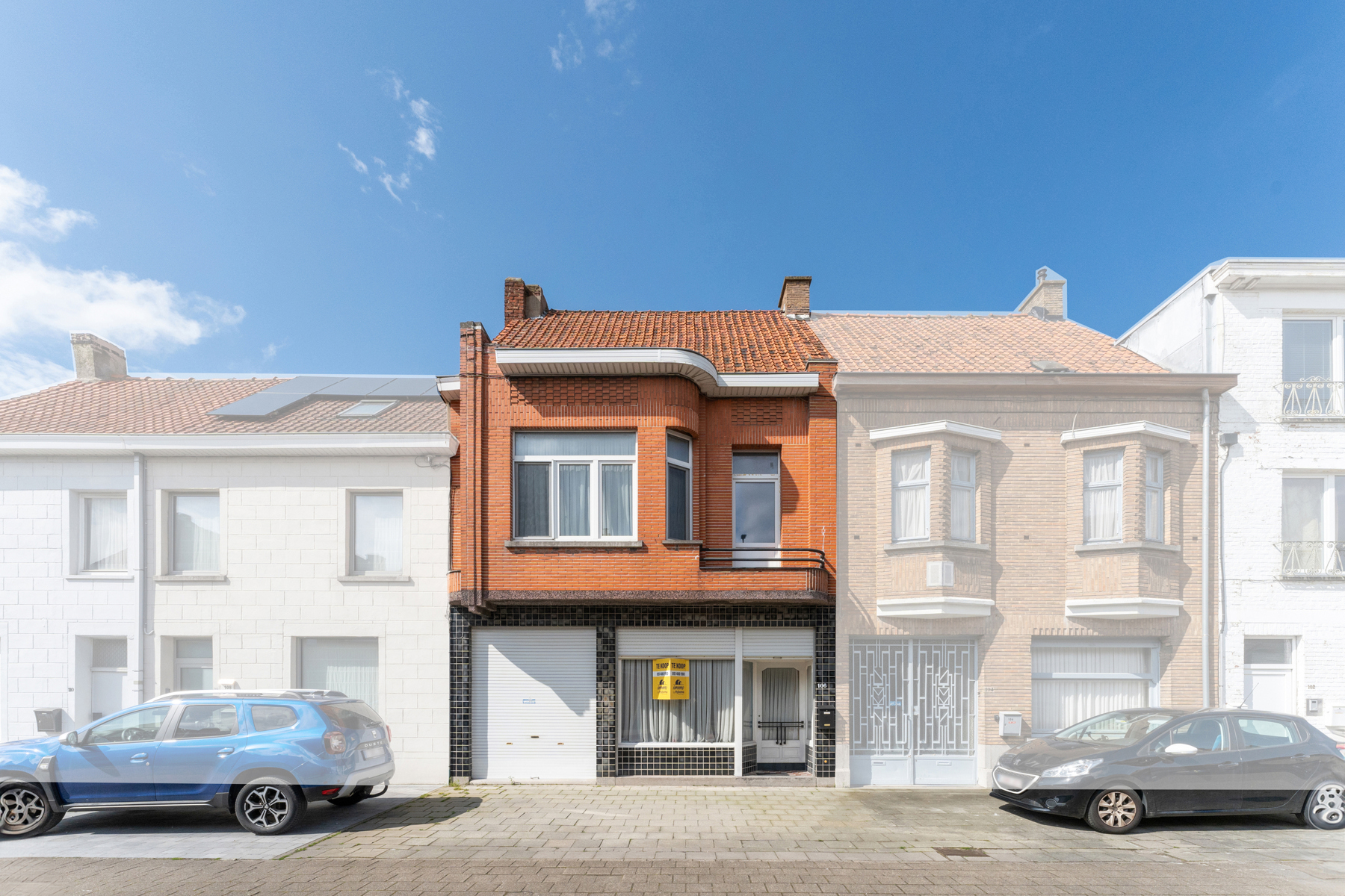 Vernieuwde woning,  gelegen te Roeselare met tuin en garage  - foto 2