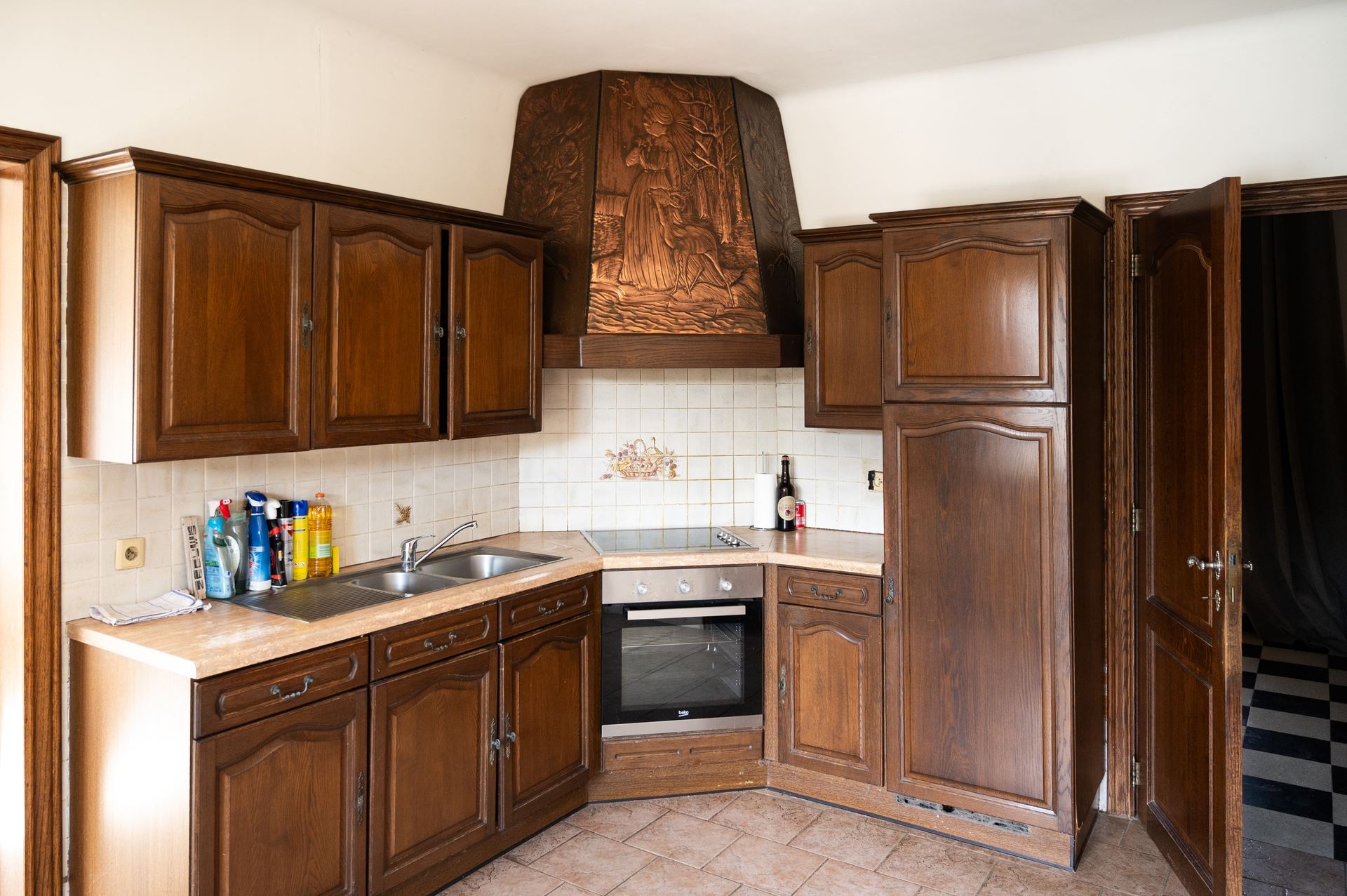 Alleenstaande woning met garage en tuin - foto 3