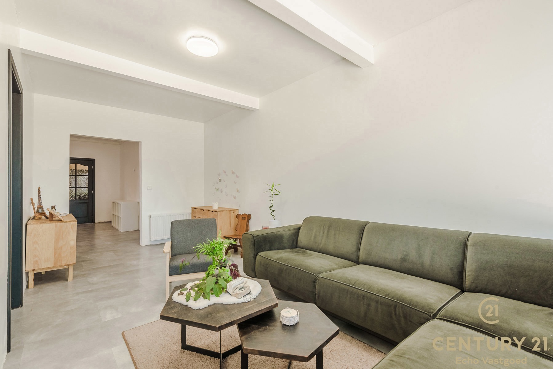 Veelzijdige en ruime centraal gelegen hoekwoning  - foto 3
