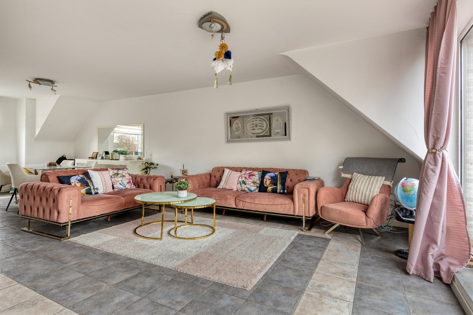 Ruim duplex-appartement met 3 slaapkamers en terras - foto 3