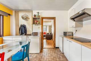 Te renoveren HOB met 2 slaapkamers gelegen op een perceel van 3a47ca te Ham. Belangrijkste troeven:- Centrale ligging in de nabijheid van het centrum...