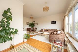  Rustig wonen in bruisend Borgerhout? Check. Dit verzorgde appartement op de tweede (bovenste) verdieping van een kleinschalig gebouw combineert...