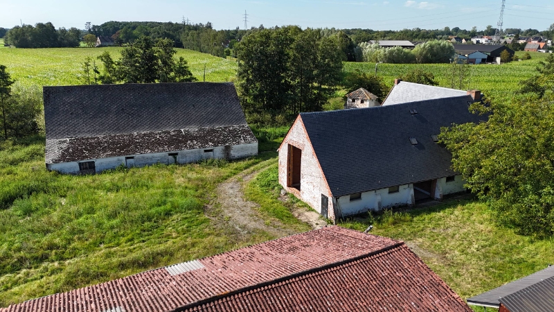 Exclusief 17e eeuws landgoed met bijgebouwen en slotgracht op 1 ha - foto 5