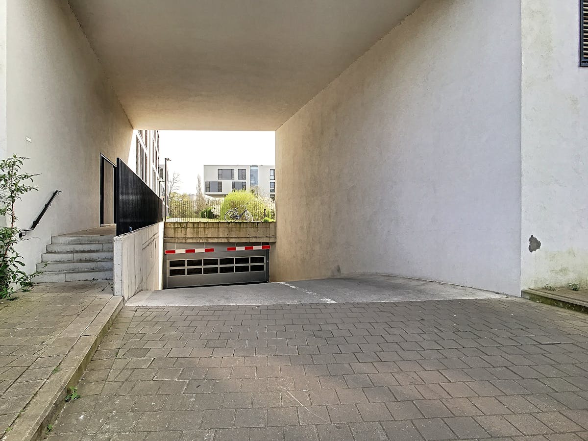 car parking at the water sports course in Ghent - photo 3