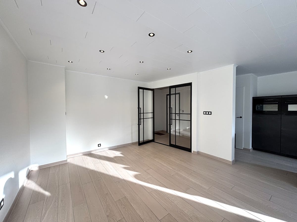 TE HUUR: Appartement met 2 slaapkamers nabij Hasselt centrum - foto 3