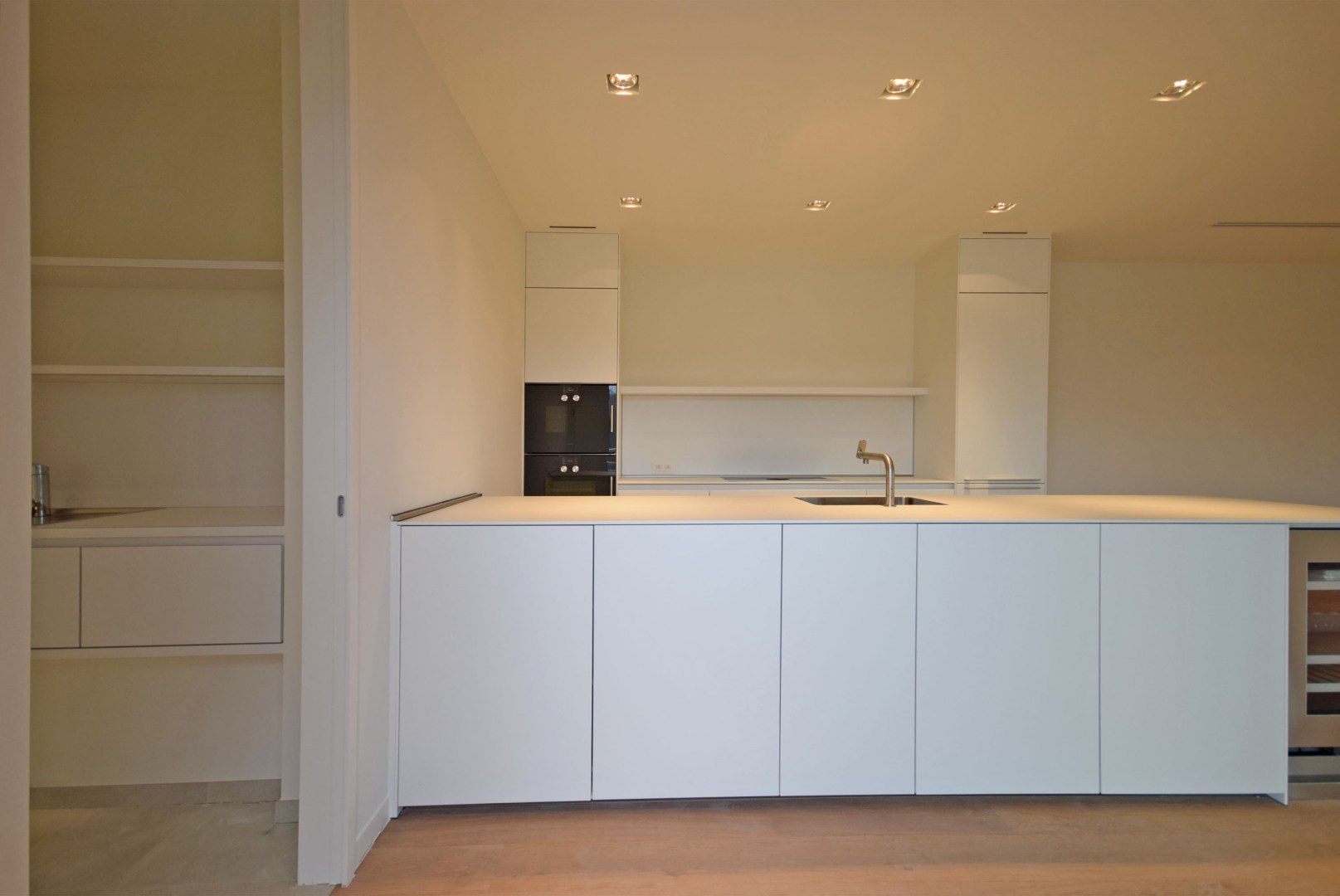 LUXE PENTHOUSE MET ADEMBENEMEND ZICHT OP STERREBOS. - foto 4